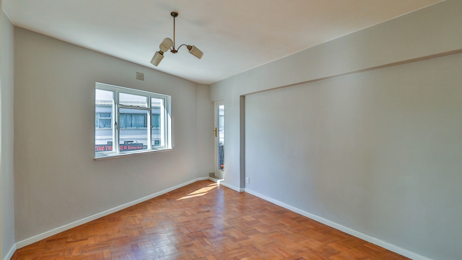 To Let 1 Bedroom Property for Rent in Sea Point Western Cape